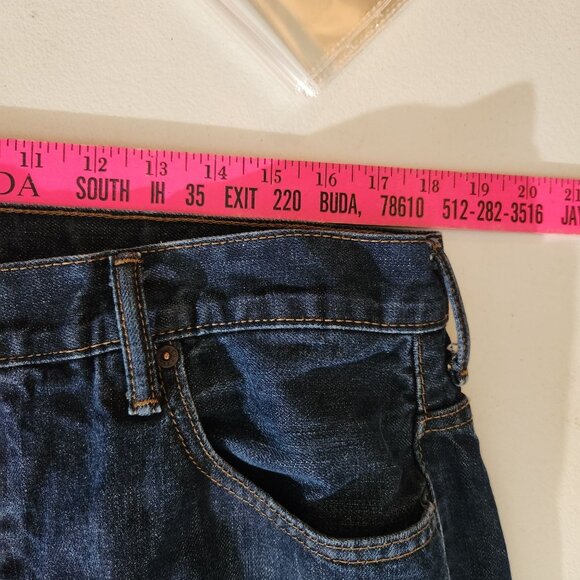 Levis 569 Denim Jean Shorts W36 Dark Wash Cut off Jeans - Picture 5 of 12